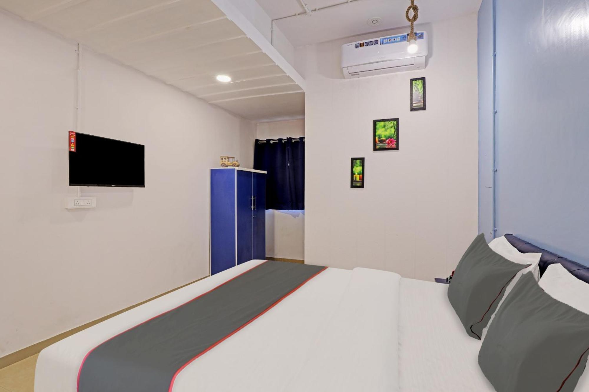 Hotel Silk, Premier Budget Friendly Luxury Hotel In Surat, Perfect For Families, Couples And Business Travelers Dış mekan fotoğraf